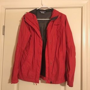 Women’s Columbia Arcadia Rain Jacket